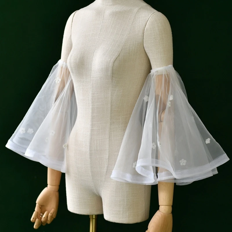 เสื้อเกราะลูกปัดตกแต่งสำหรับโอกาสพิเศษ ชิ้นแฟชั่นสตรีสีขาวยืดหยุ่นได้ Y166