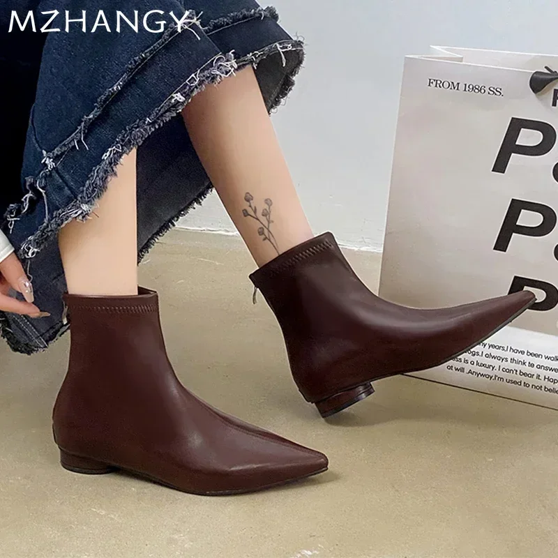 Damskie botki ze szpiczastym noskiem Chunky Leather Fashion Shoes Woman Trend New Chelsea Boots Walking Mujer Goth Snow Chelsea Botas