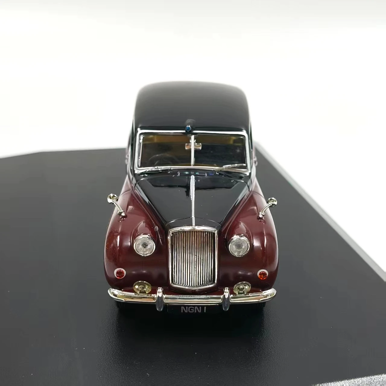 

Oxford 1:43 Austin винтажный автомобиль из сплава, литье под давлением и игрушечный транспорт, модель автомобиля, миниатюрная масштабная модель автомобиля для детей