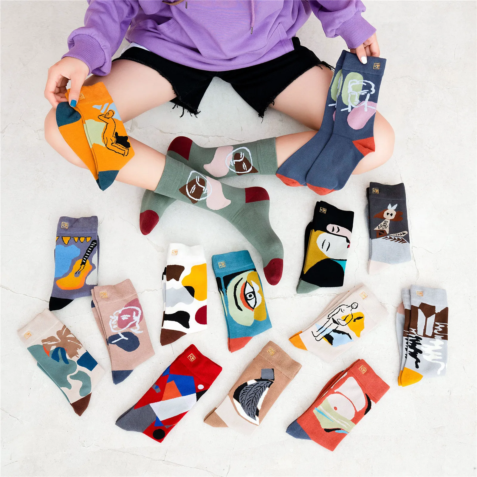 

New product ins neutral socks personality hit color graffiti graphic tube socks street style fashion cotton socks