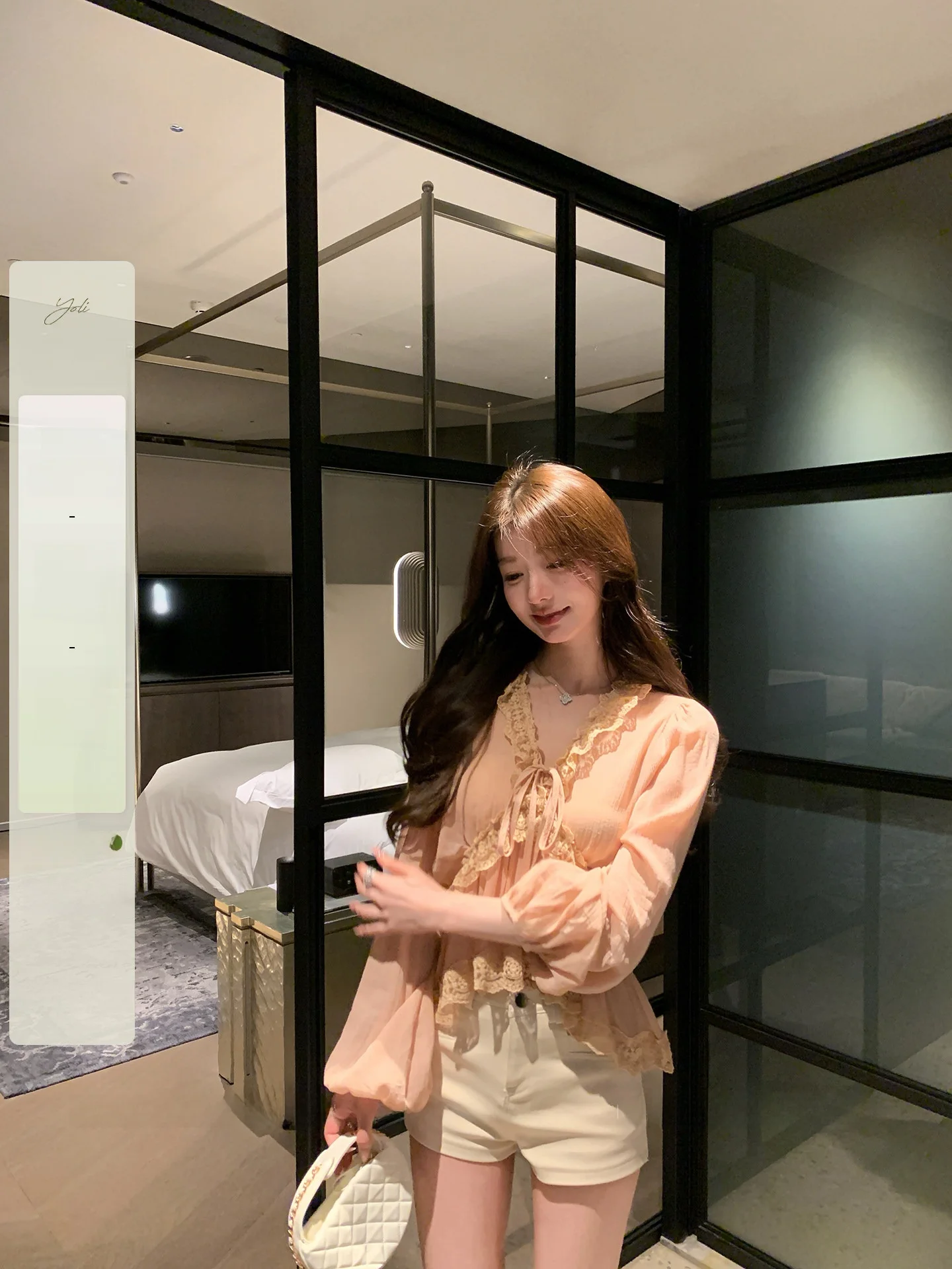 

YOLI Zhang Yuli Casual V-neck Women's Shirt 100% Lyocell Fabric Spring Leisure Slimming Top Book Fragrance Pink Color