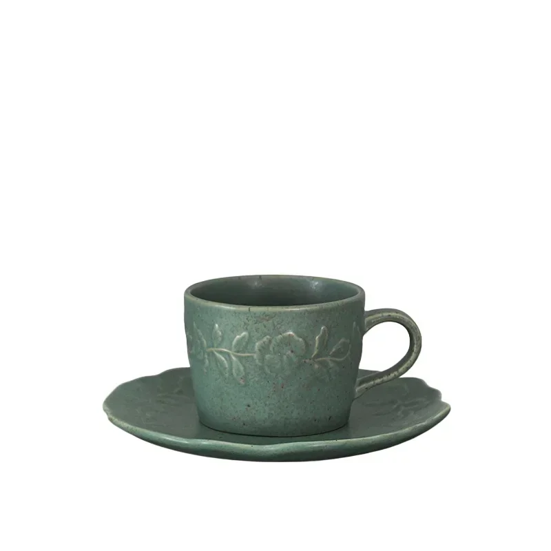

Medieval old sense relief coffee cup saucer European luxury coarse pottery cup