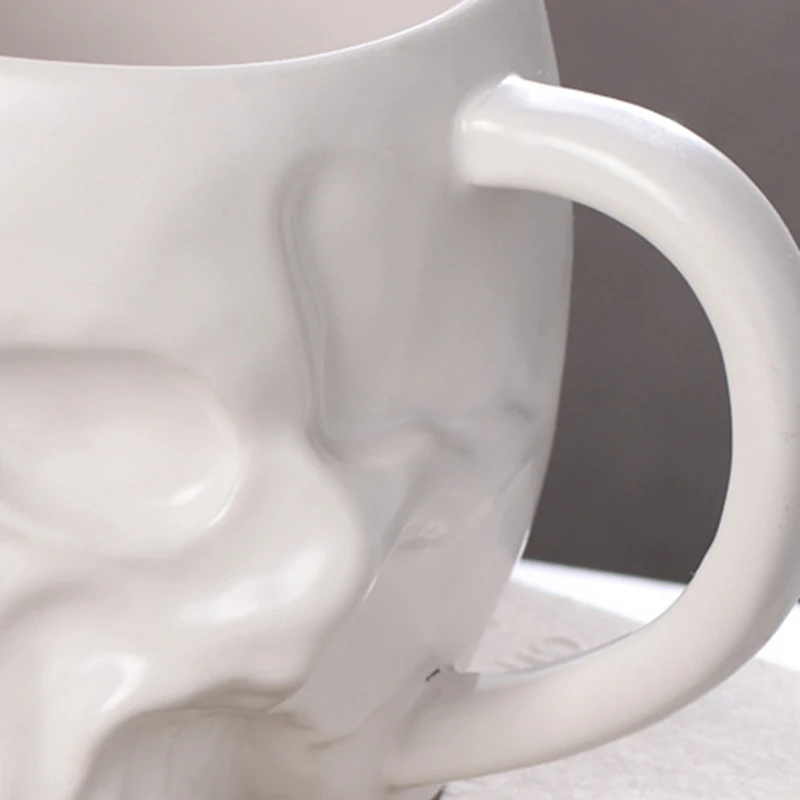 Halloween Skull Cup With Handle Lidless Ceramic Cup Funny Water Beer Milk Cup Mocha Cup Creatives Modeling Mug,600Ml