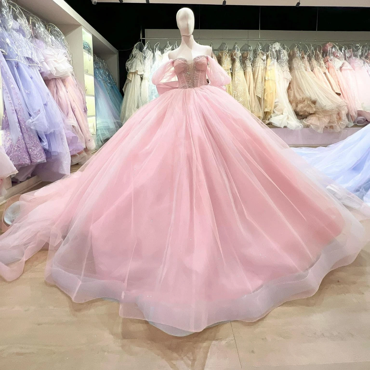 

Real Picture Elegant Pink Princess Girl Quinceanera Dresses Off Shoulder Crystal Bow Puffy Skirt Women Prom Occasion Party Dress