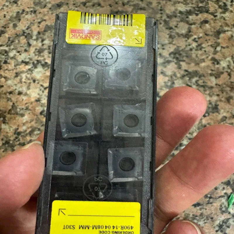 

Hard alloy cutting blades 490R-140408M-MM S30T