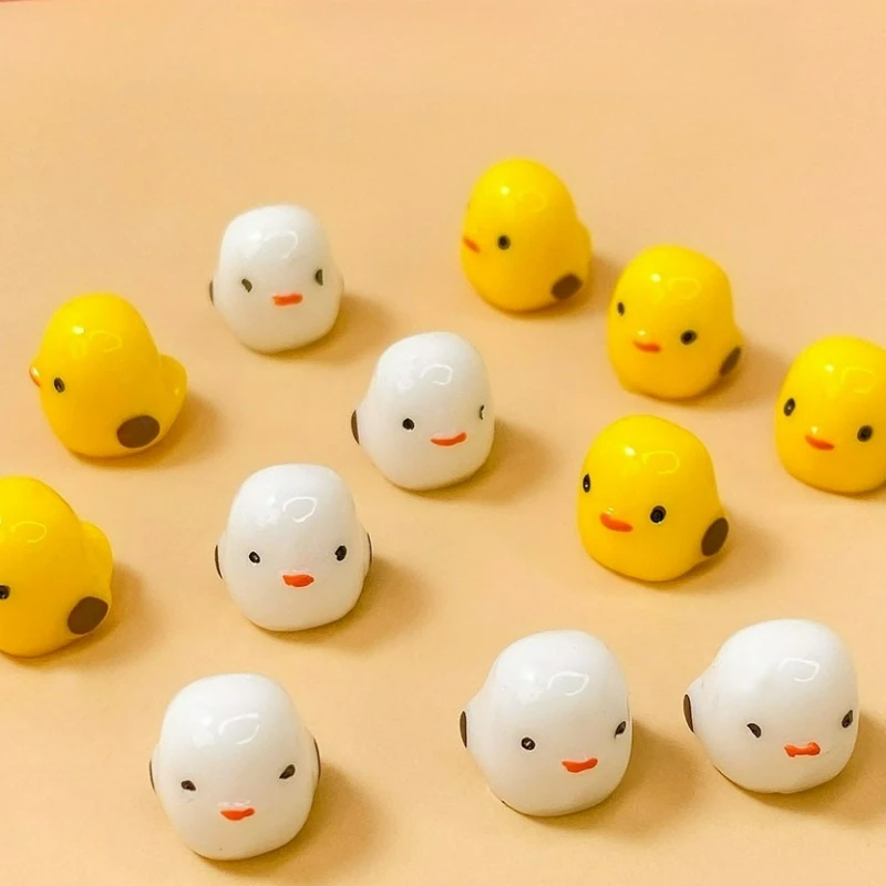 

15/25/50PCS Cute Mini Ducks Ornament Resin Small Yellow Duck Ornament Garden Moss Miniatures Decoration Car Accessories New