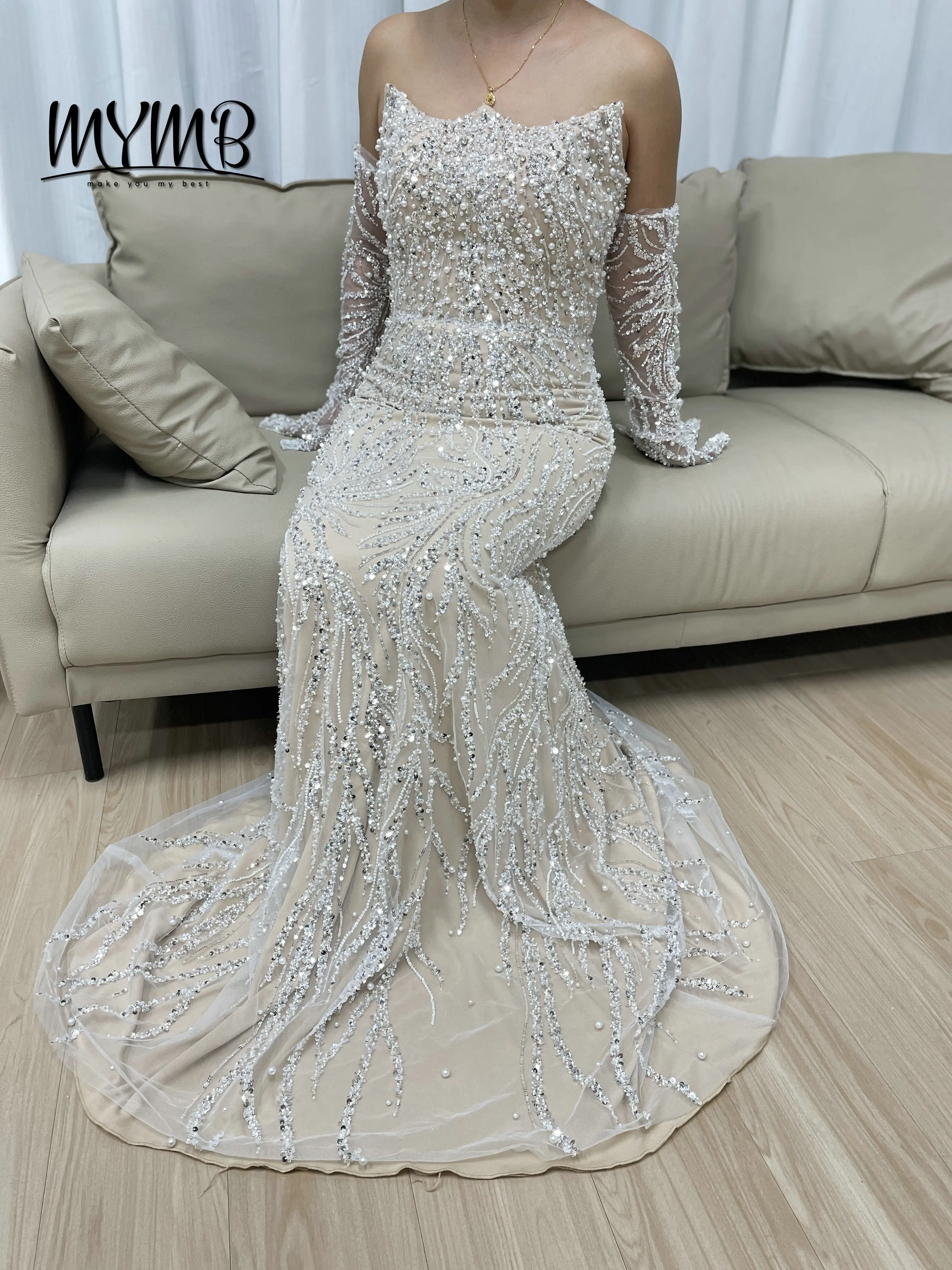 MYMB White and Wine Exquisite Beaded Luxury Couture Graceful Strapless Evening Gown Suitable for Banquet With Gloves MB40156-2