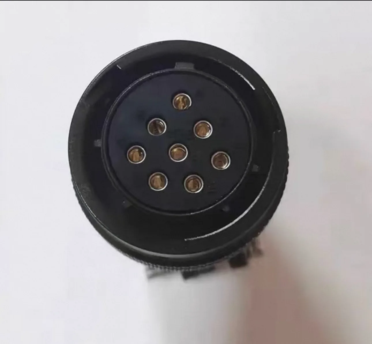 PT06E-16-8S or 62IN-16E-16-8S (female connector) PT06E-16-8P or 62IN-16E-16-8P (male connector)