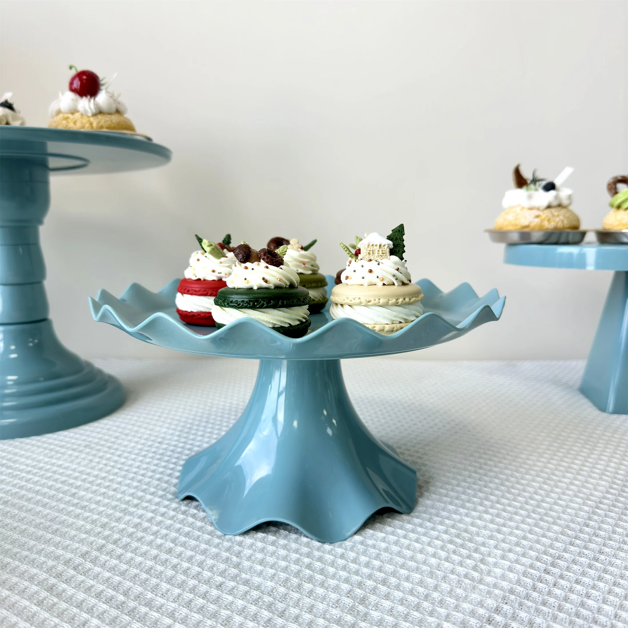 

One Piece Plastic Decorative Cupcake Stand Cake Display:Dessert Holder Cookie Pedestal Stands Plastic Trays for Desserts Plate