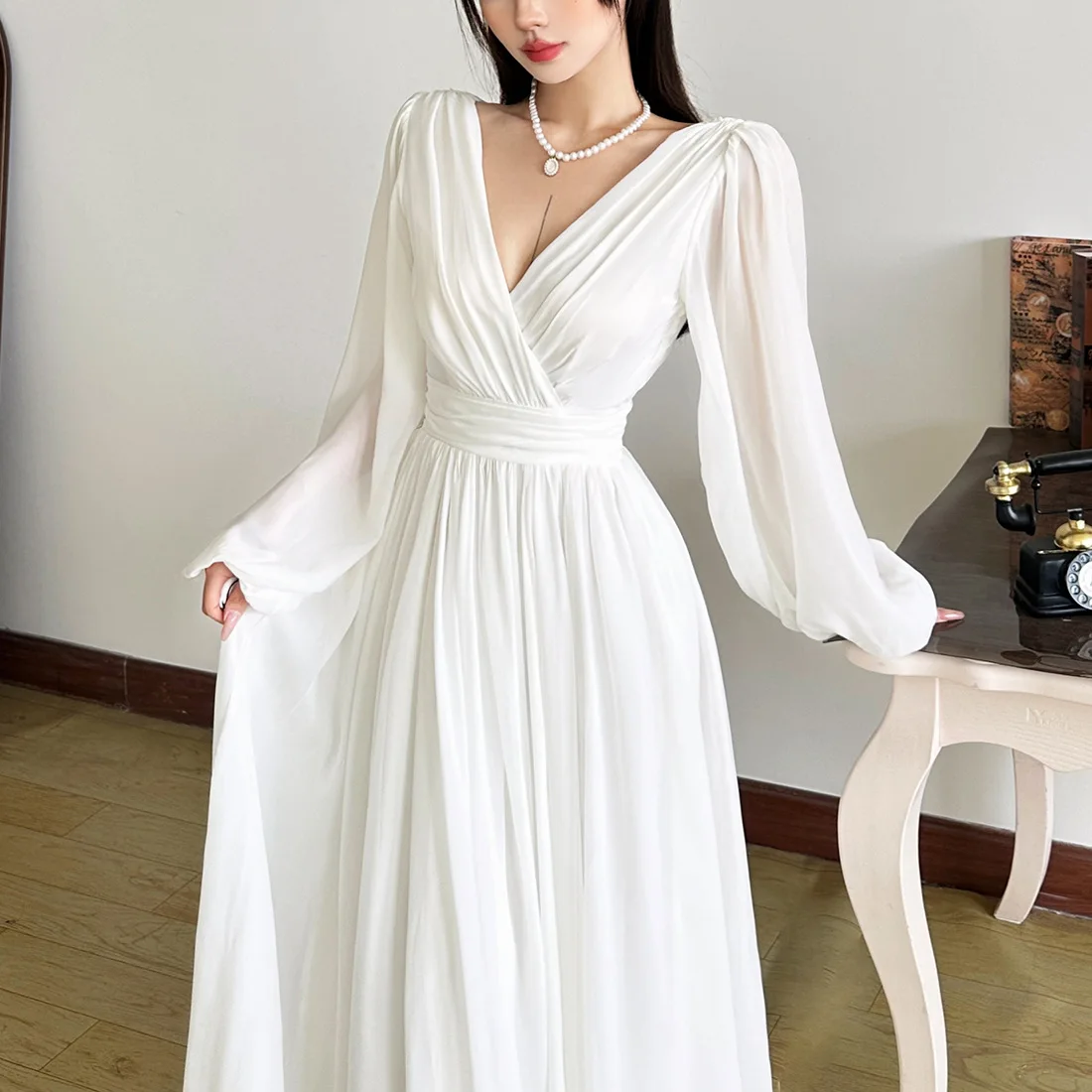 Sommer neue sexy V-ausschnitt einfarbig chiffon taille abnehmen temperament langärmelige kleid frauen