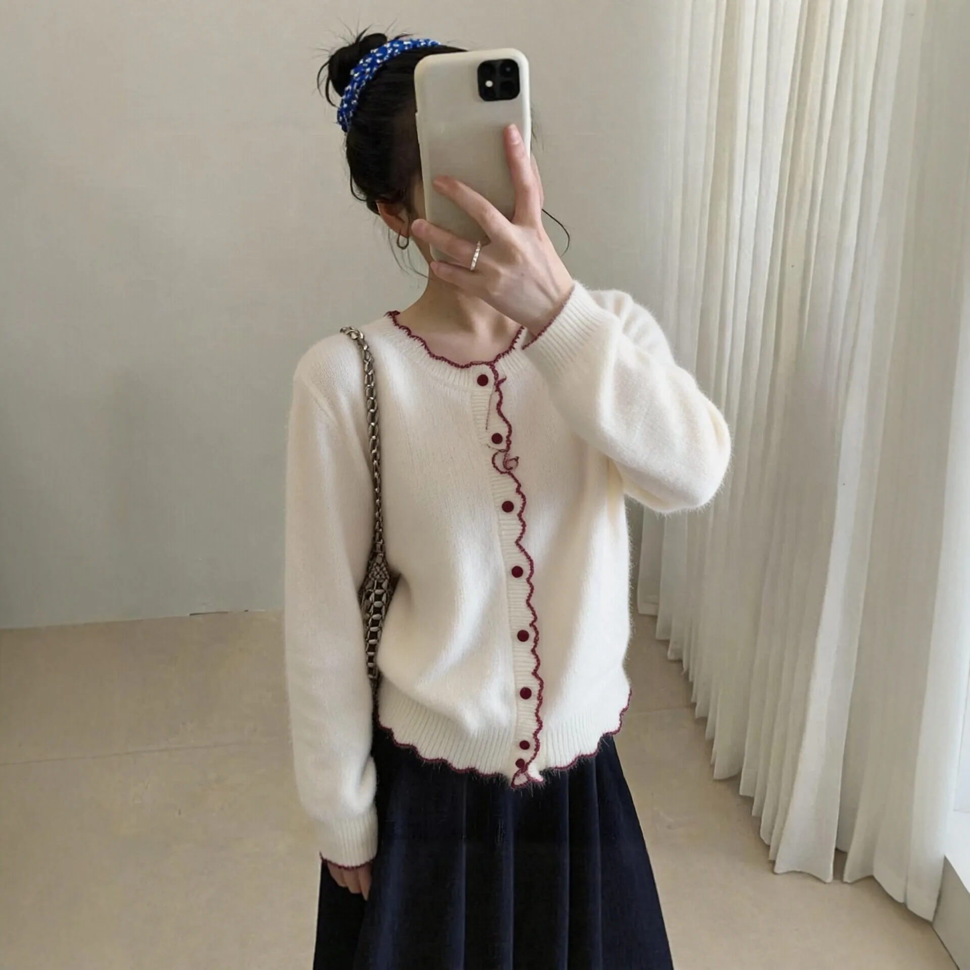 White Fungus Edge Knitted Cardigan Sweater Women's Autumn High-end Temperament Loose Lazy Top Jacket