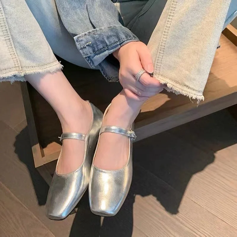 2022 New French Shallow Mouth Square Head Thick Heel Ballet Shoes Women\'s Design Niche Silver Mary Jane Shoes