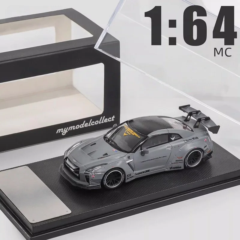 

Модель автомобиля MC 1:64 LBWK R35 FighterGrey, литая под давлением