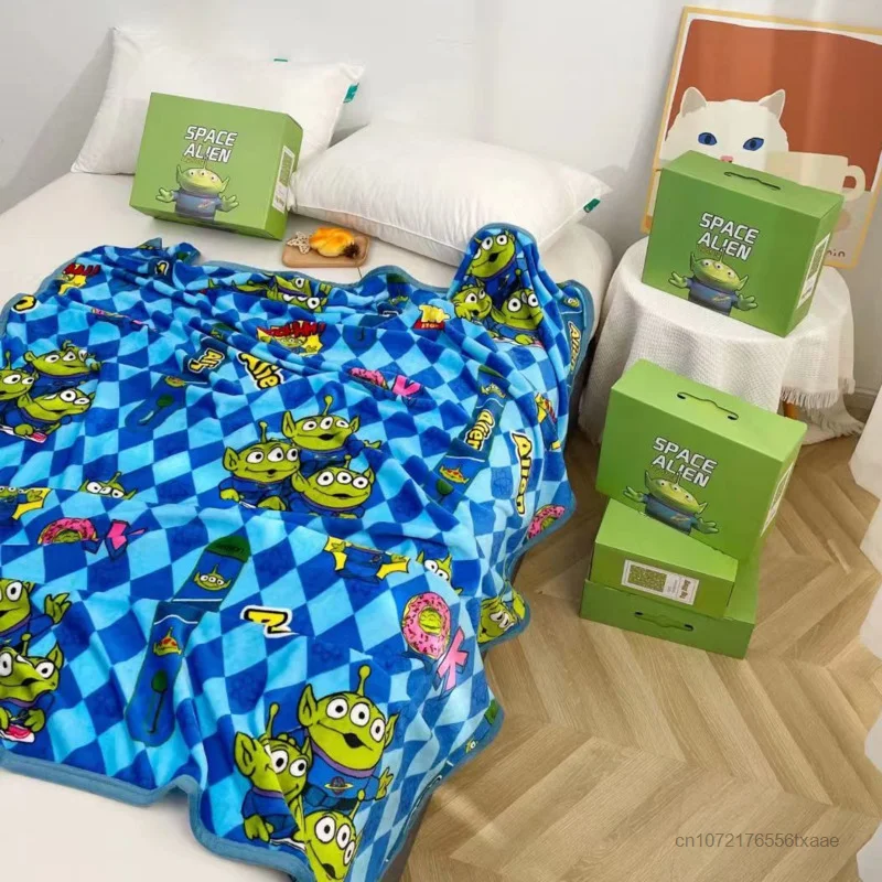 Disney Alien Blankets Cartoon Mickey Lunch Break Aircondition Soft Plush Blanket Office Long Chair Towel Fashion Blanket Flannel