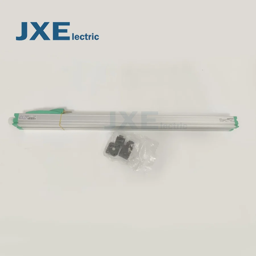 المسطرة الإلكترونية GEFRAN LT-M-0425-P-XL0202 LT-M-0450-P-XL0202 LT-M-0475-P-XL0202 LT-M-0500-P-XL0202 LT-M-0550-P-XL0202