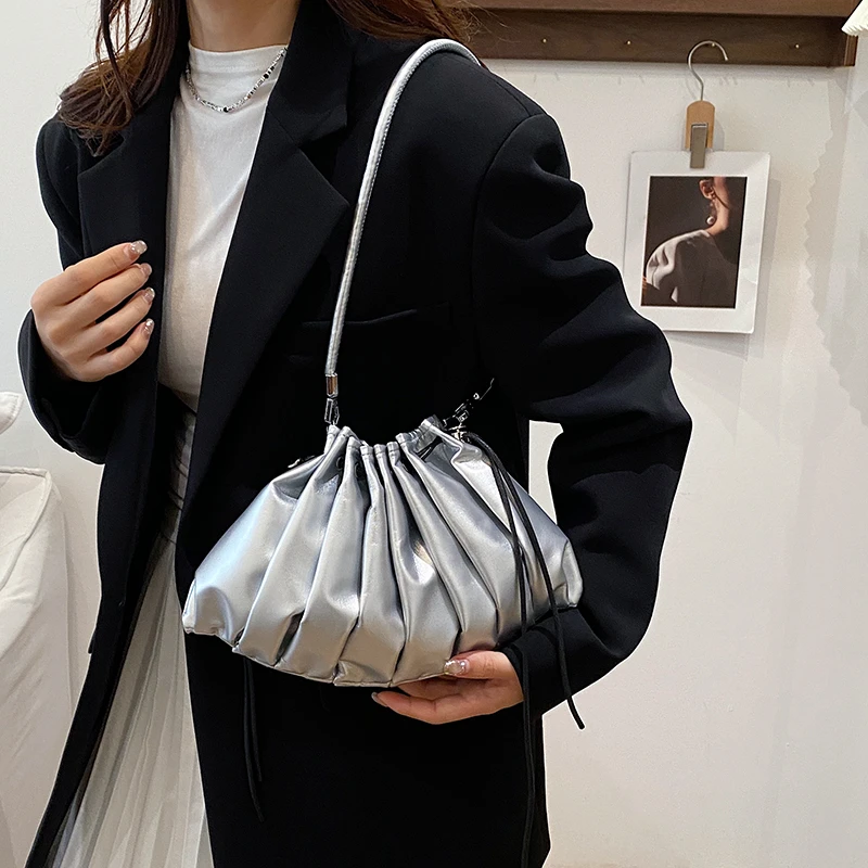 Luxury Silver Shoulder Bag For Women Brand Designer Handbag And Purse 2025 New Striped Pleated Bucket Bag Fashion Clutch Bag