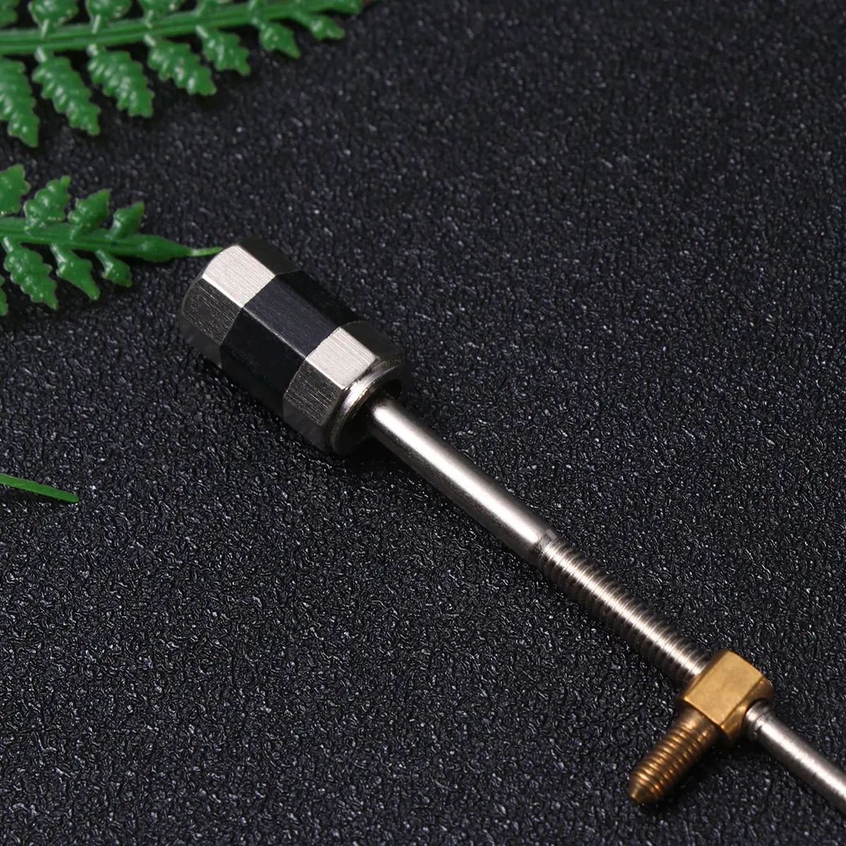 

Violin Parts Violin Pull Bow Parts Simple Durable Metal Viola Pull Bow Rod for Home Store (Suitable for Violins Under 1/2 Size)