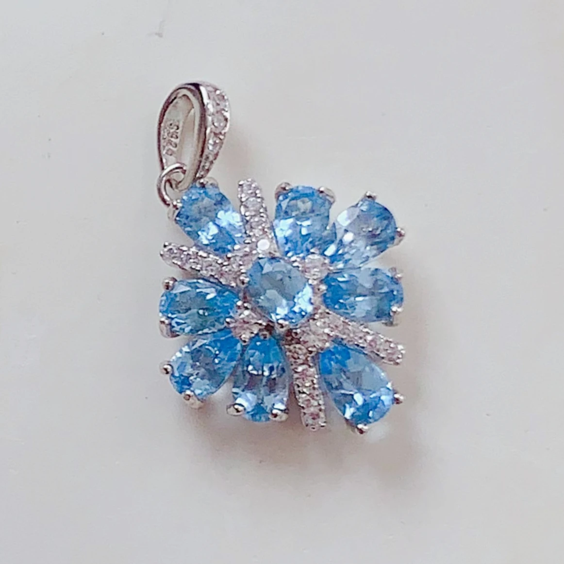 Luxury 925 Sterling Silver Natural Blue Topaz Pendant with Jewelry Certificate Elegant Party Birthday Gift for Women