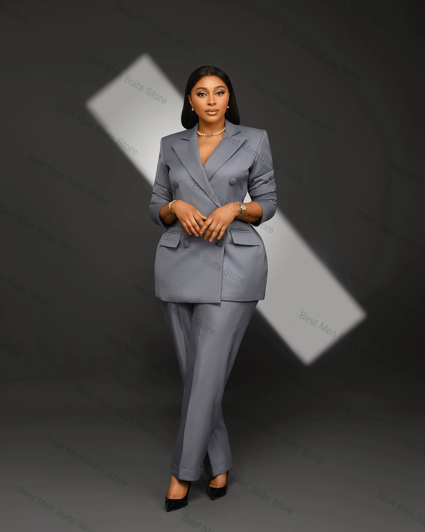 Pantaloni da abito da donna grigi Set 2 pezzi Blazer + pantaloni Pantaloni Giacca da ufficio formale doppio petto Cappotto da ballo per invitati a un matrimonio personalizzato