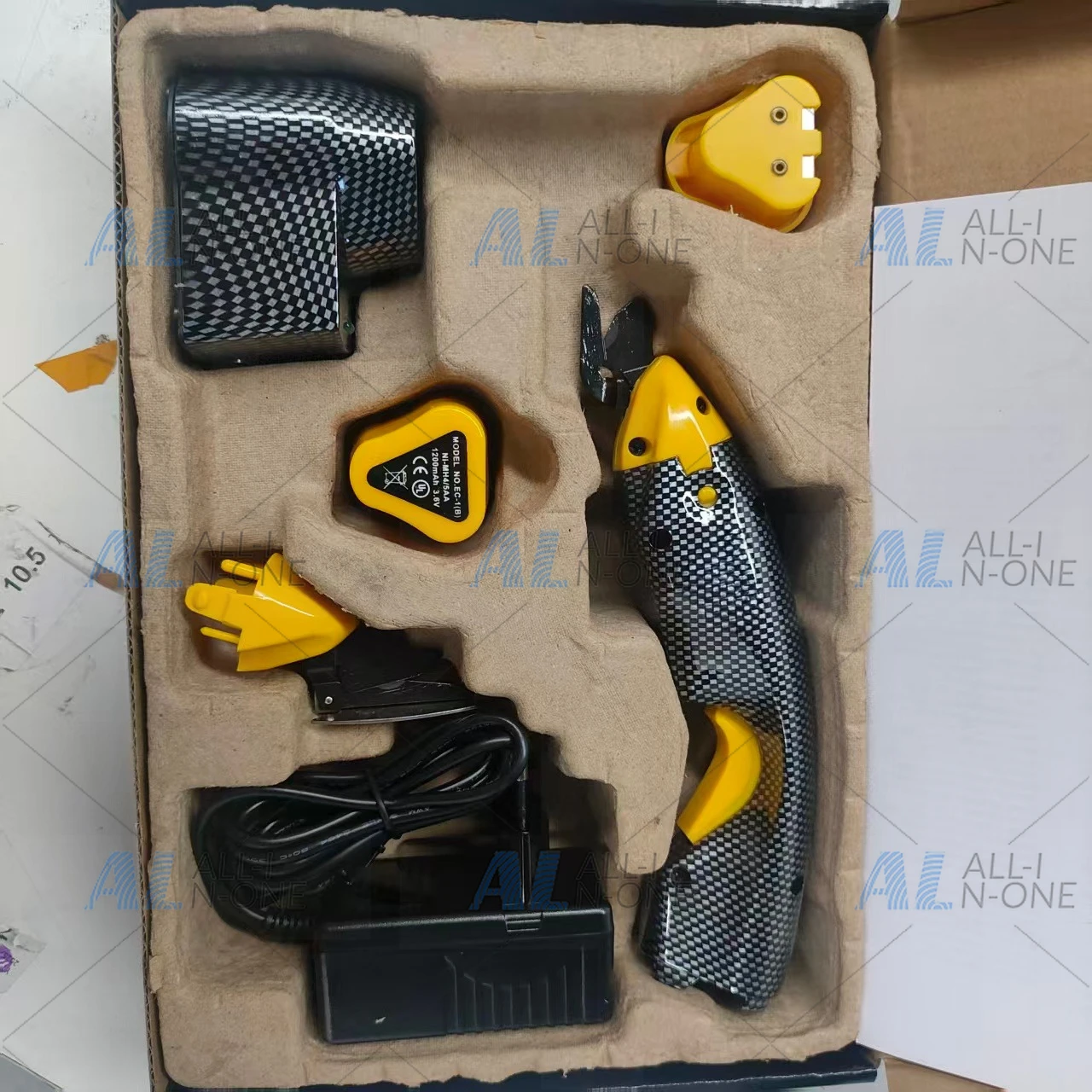 EC-1 Electric Fabric Cutting Knife, Professional Cloth Trimming Scissors for Textile and Garment