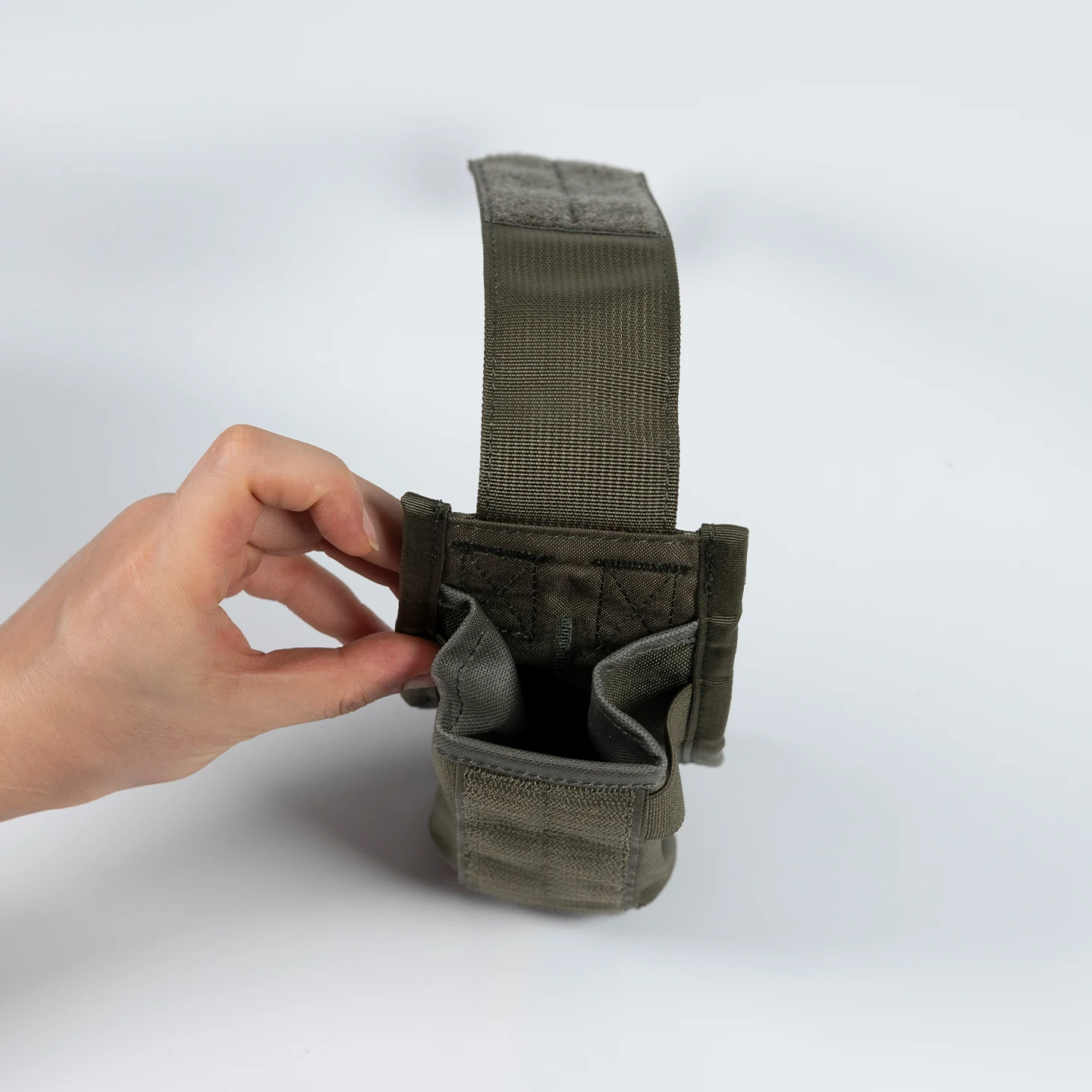 M4 Doppel- & Dreifach-Magazintaschen, Mehrzwecktasche, Schnellzugriff, 500D Nylon, Ranger-Grün – Detail 4