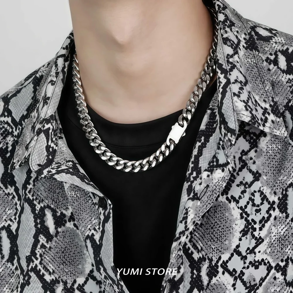 Titanium Steel Hip Hop Spring Buckle Cuban Neck For Man Woman Non Fading Chunky Clavicle Chain Punk Grunge Couple Jewelry Gift