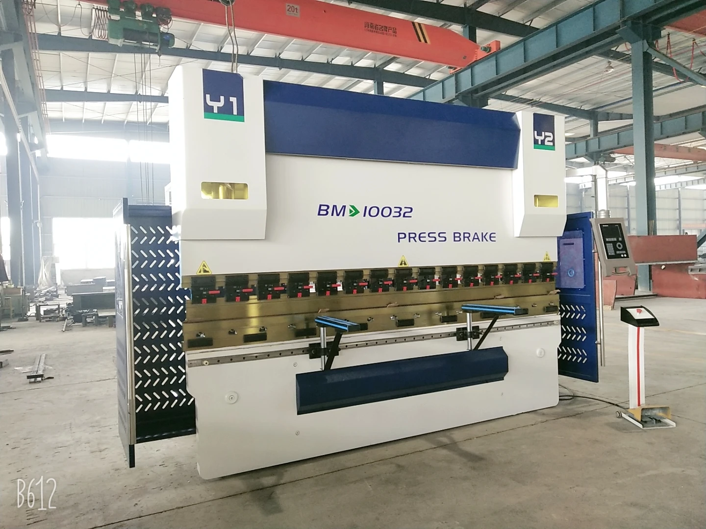 New Style CNC Press Brake Bending Machine Fully Automatic Hydraulic Sheet Metal Processing Equipment With Core Motor Components