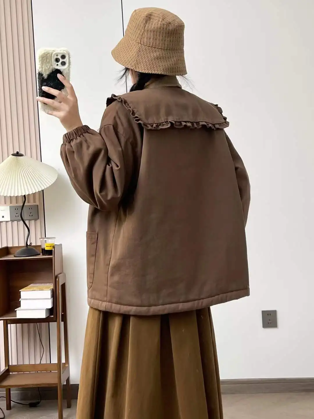 Nowa zimowa kurtka ocieplana bawełną na rok 2025, damska, z kołnierzykiem Peter Pan, kwiatowy wzór 3D, styl Mori Girl, odmładzająca, elegancka, ciepła, luźna odzież wierzchnia C5D454CC