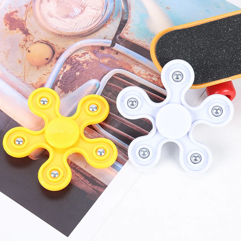 12 Pieces Five-bead Fingertip Top Plum Blossom 5-bead Fingertip Top Five-blade Bearing Pentagonal Steel ball Spiral Between