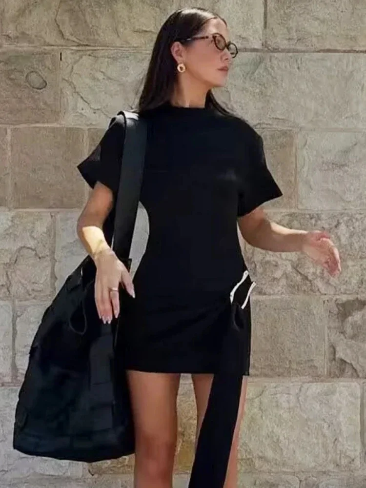 Women\'s Waist Slim Dress Horseshoe Buckle O-neck Short Sleeves Mid-waist Back Zipper Solid Mini Dress Summer New Chic Dress