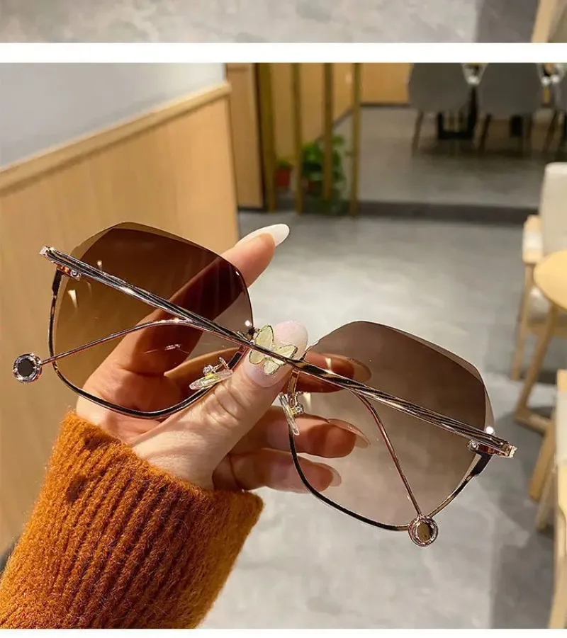 Marke Design Mode Neue Polygonale Metall Sonnenbrille Retro Damen Gläser Klassische Trend Luxus Fahren Reise Brillen