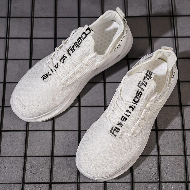 Hot Sale Pink Casual Sneakers Women Men Blade Shoes Big Size 46 Light Breathable Running Shoes Shoes Men Mesh Sports Sneakers