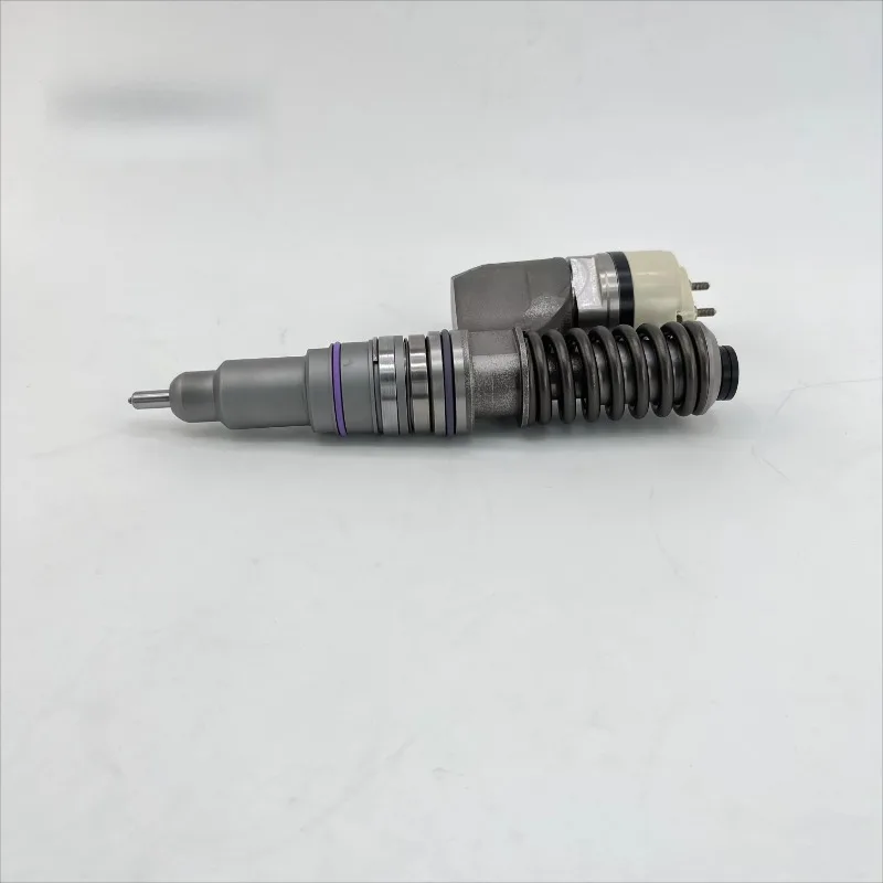 Injector EX631013 BEBE4B17103 for the 650 series TIER 2 OH high-power engine.