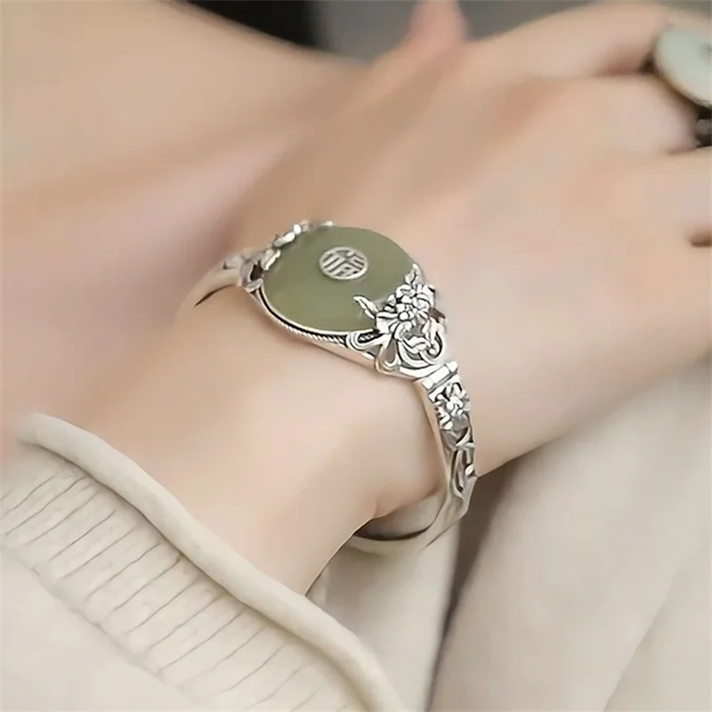 

Temperament Jade Safety Buckle Bangle Women Jewelry Ethnic Style Hollow Chain Bracelet Female Hand Accessories