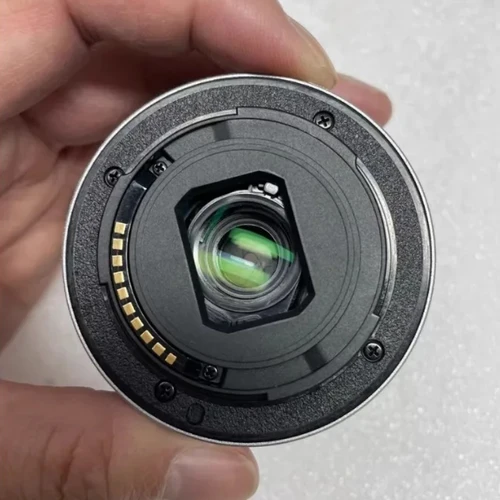 Imagen 1 del producto Nueva lente genuina SELP16502 E PZ 16-50mm F/3,5-5,6 OSS II para cámara SONY A5100 A6000 A6100 A6300 A6400 A6500 A6600 ZV-E10 E10M2