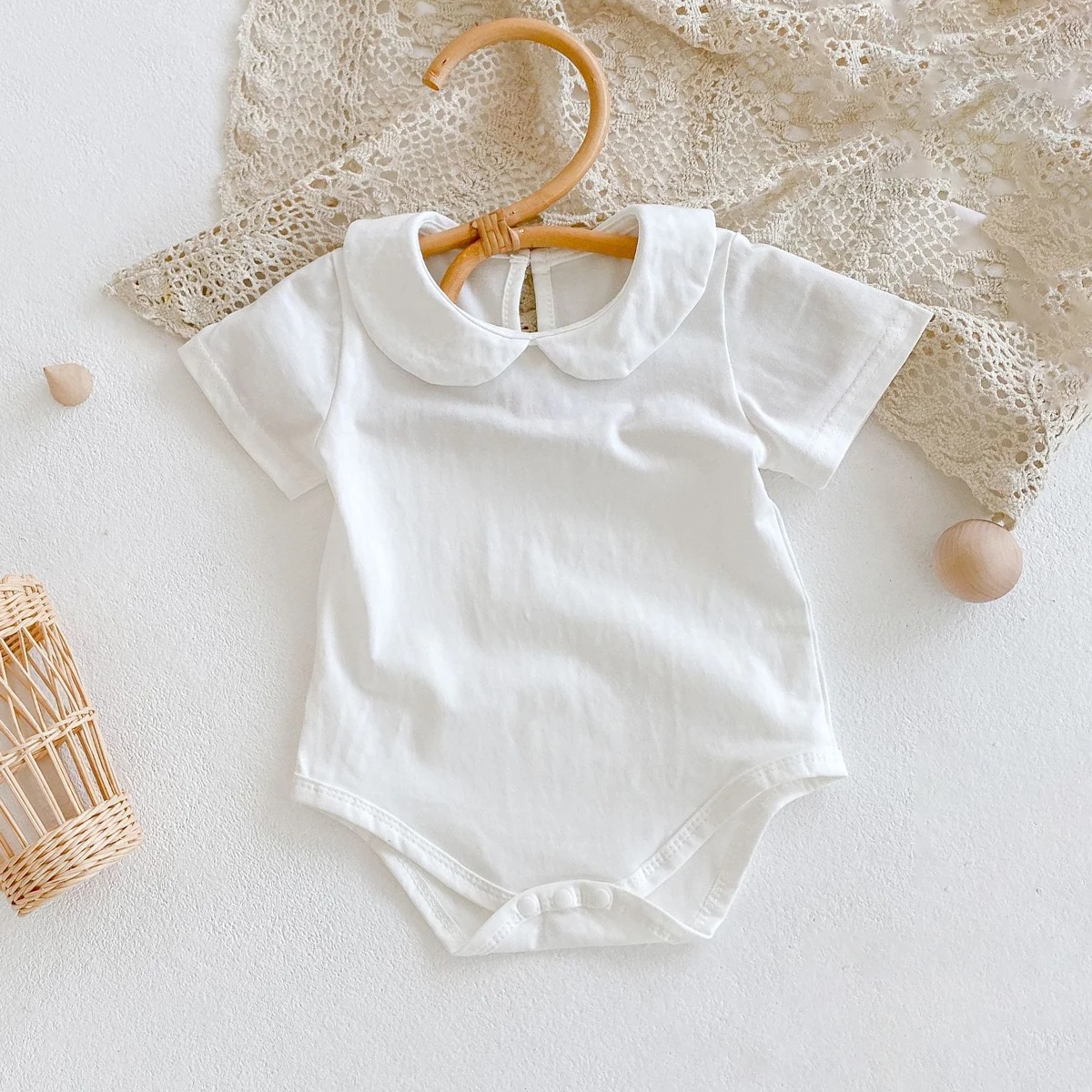 INS Summer New Fashion Versatile Short Sleeve Triangle Sweetheart for Infants and Girls Solid Color Base Doll Neck Sweetheart ju