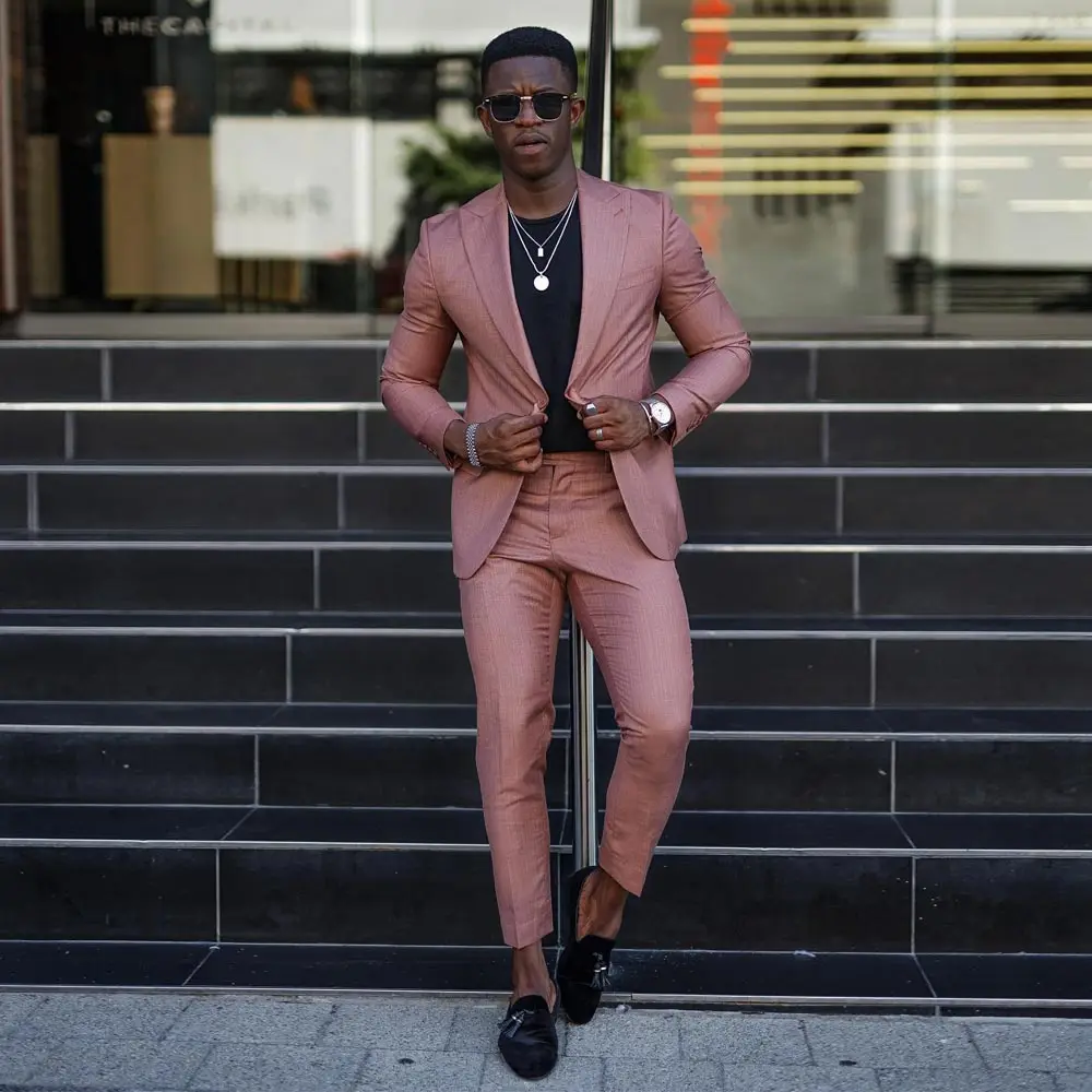 

Designer Men's Suit Slim Fit Blazer Sets For Business Peaked Lapel Tuxedos 2 Pieces Jacket And Pants Wedding Groom Wear