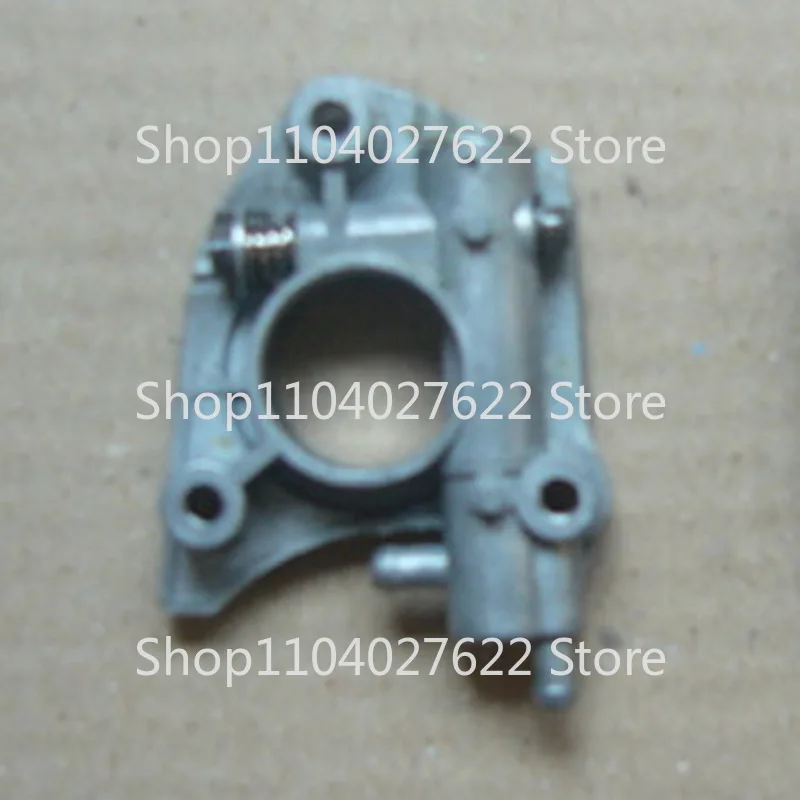 Oil Pump CS-4000 4200 4400 ZOMAX ZM-4000