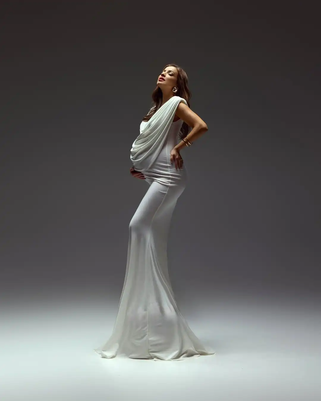 Elegant Pile Collar Mermaid การตั้งครรภ์ผู้หญิงชุด Bodycon ยืดชุดอาบน้ําเด็กฤดูร้อนคลอดบุตรถ่ายภาพ Maxi ชุด