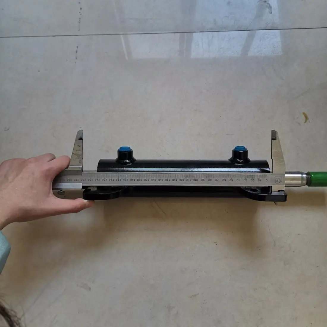 ملحقات جرار Kesdil 704 804 أسطوانة توجيه المحور الأمامي Ningbo 704 أسطوانة اتجاهية
