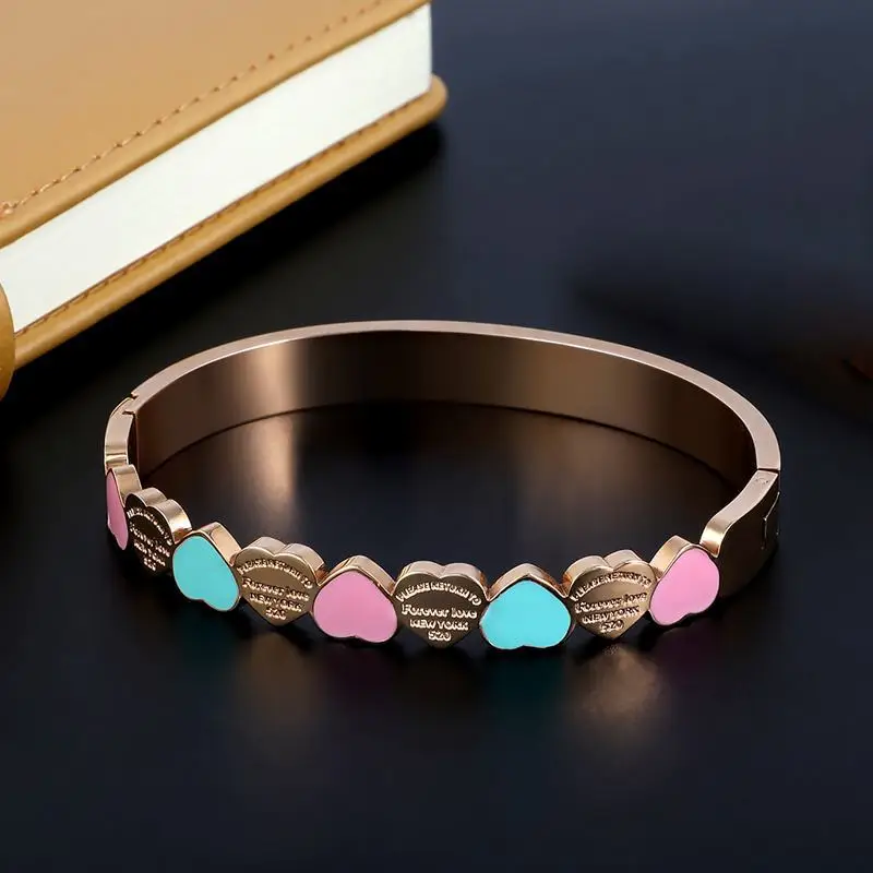 New Brand Sweet Heart Charm Cuff Bangles Luxury Wristband Wedding Women Girls Jewelry Gift