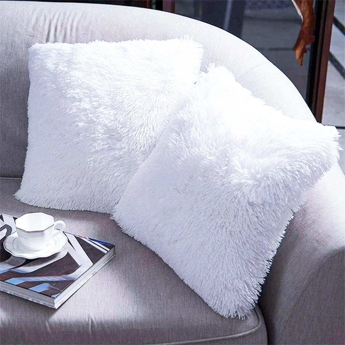 1 Pack Luxury Faux Fur Throw Pillow Cover Deluxe Decorative Plush Pillow Case Cushion Cover Shell For Sofa Bedroom Car 43x43CM