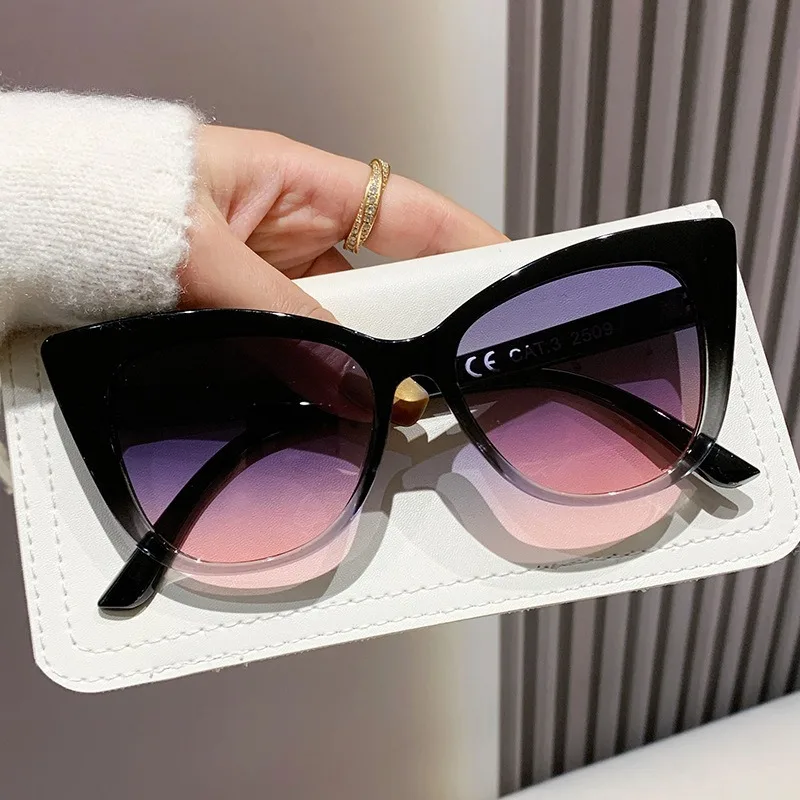 Women's Fashion Simple Gradient Color Matching Sunglasses Cat Eye Glasses For Outdoor Events Fashion Shows