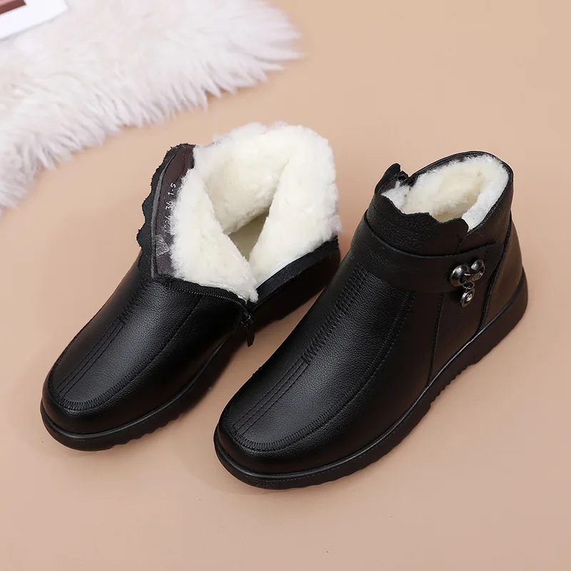 Winter Women's Shoes Genuine Leather Fashion Ankle Boots Women Thick Plush Warm Outdoor Casual Flat Shoes Mother Snow Boots