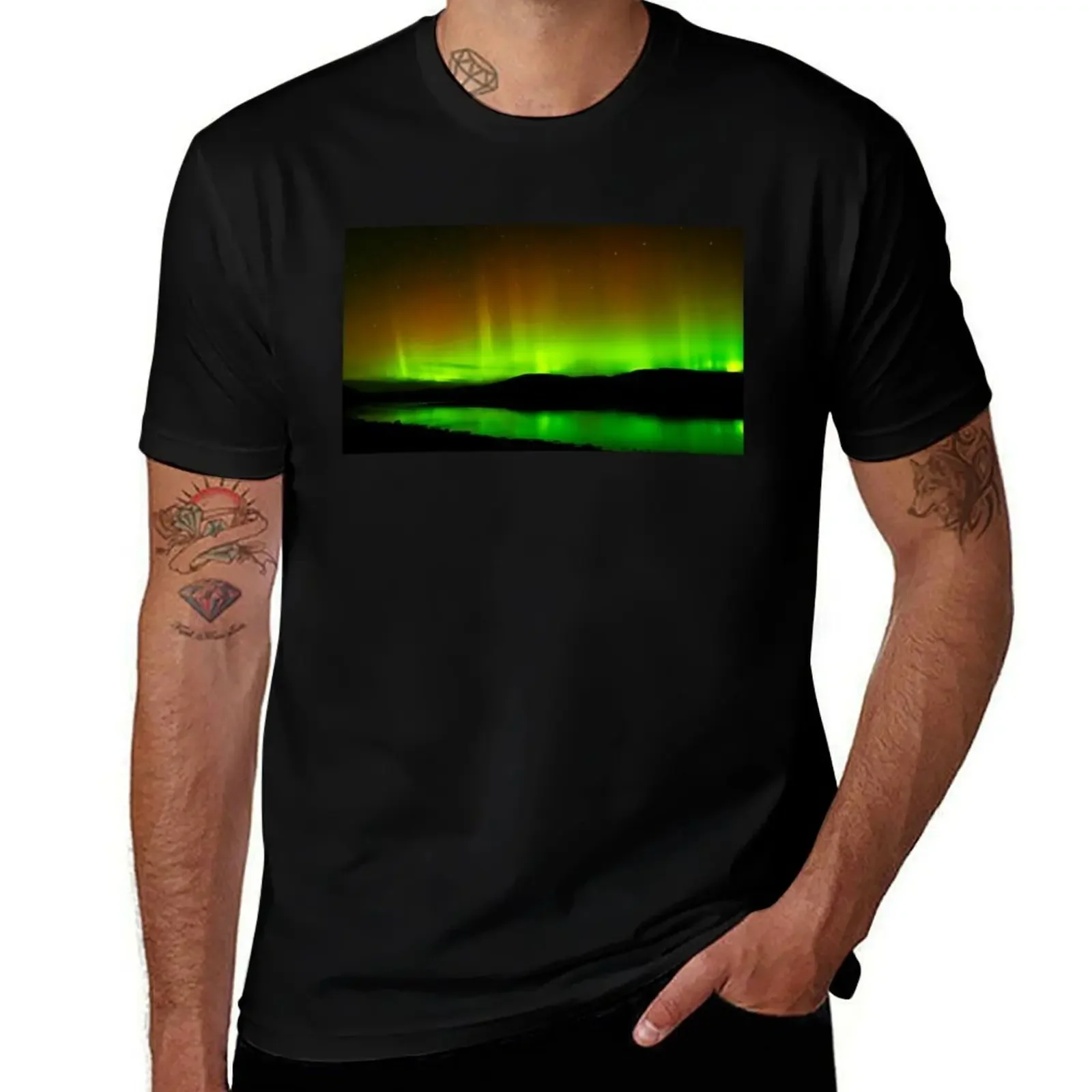 

Футболка Northern Lights over Loch Fleet, белые дизайнерские рубашки для мальчиков, уличная одежда, дешевая роскошная мужская одежда