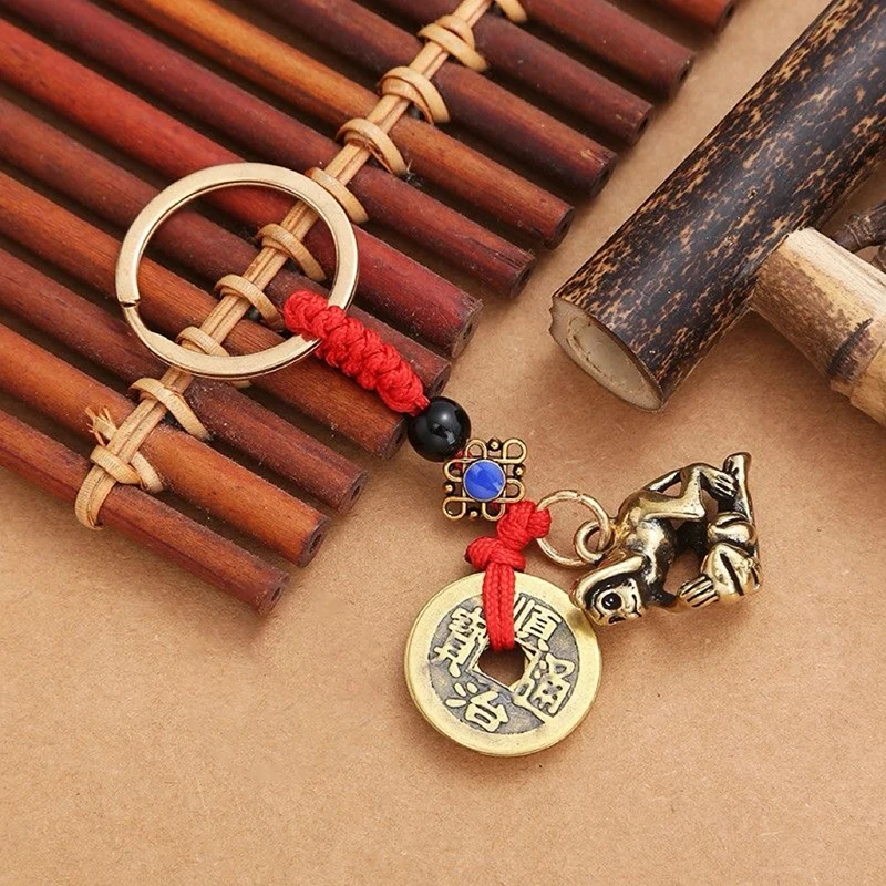 1PC Chinese Brass Zodiac Rabbit Tiger Emperors Money Keychain With Red Rope Lucky Tiger Bag Pendant Car Keyring Jewelry Accessor