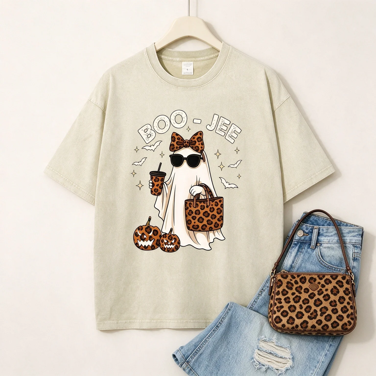 Women Boo Jee Ghost Print Short Sleeve T Shirt Retro Leopard Ghost Tee Halloween Holiday Tops Cute Fashion Gift for Ladies Party