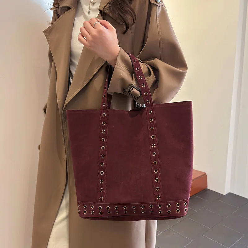 Tas Selempang Tote Berkapasitas Besar dengan Hiasan Stud, Tas Tangan Wanita Retro dari Bahan Suede Imitasi, Tas Belanja Berpaku, Tas Bucket Wanita