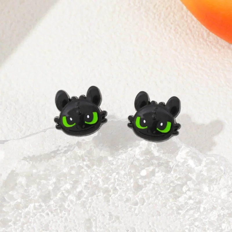 Dragon Taming Master Anime Niedliche Zahnlos-Halskette, Ohrstecker, Ring, Brosche, Nischen-Accessoires für Paare, Geschenke für Sie und Ihn – Detail 5