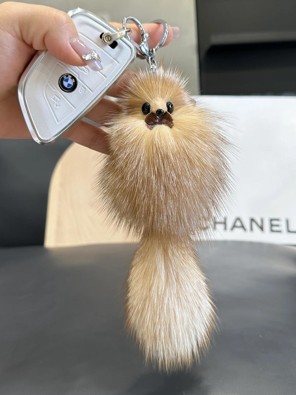 2024 Fashion Real Natural Fox Fur Little Fox Doll Ladies Bag Pendant Car Key Chain Pendant Mobile Phone Pendant Accessories